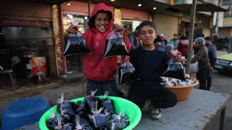 Syyrian Raqqan maakunnan asukkaat viettävät ramadania toivon ja rauhan ilmapiirissä terrorismista vapautetussa kaupungissa