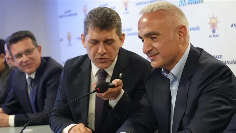 Prezydent Erdoğan złożył telefoniczne życzenia świąteczne członkowi partii AK w Antalyi