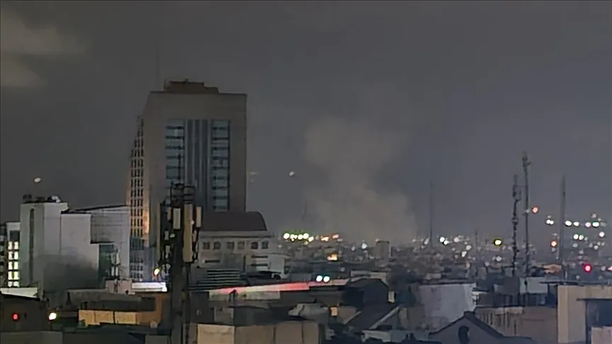 Tahran'da art arda patlamalar meydana geldi