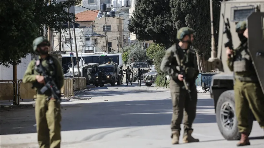 Netanyahu, personel krizi nedeniyle askerlik süresini uzatacaklarını belirtti