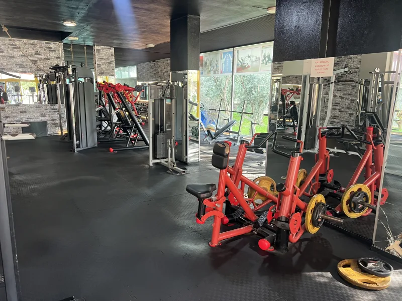 Konakli Arena Fitness — חדר כושר באלניה: הזמנה מקוונת, מחירים וביקורות